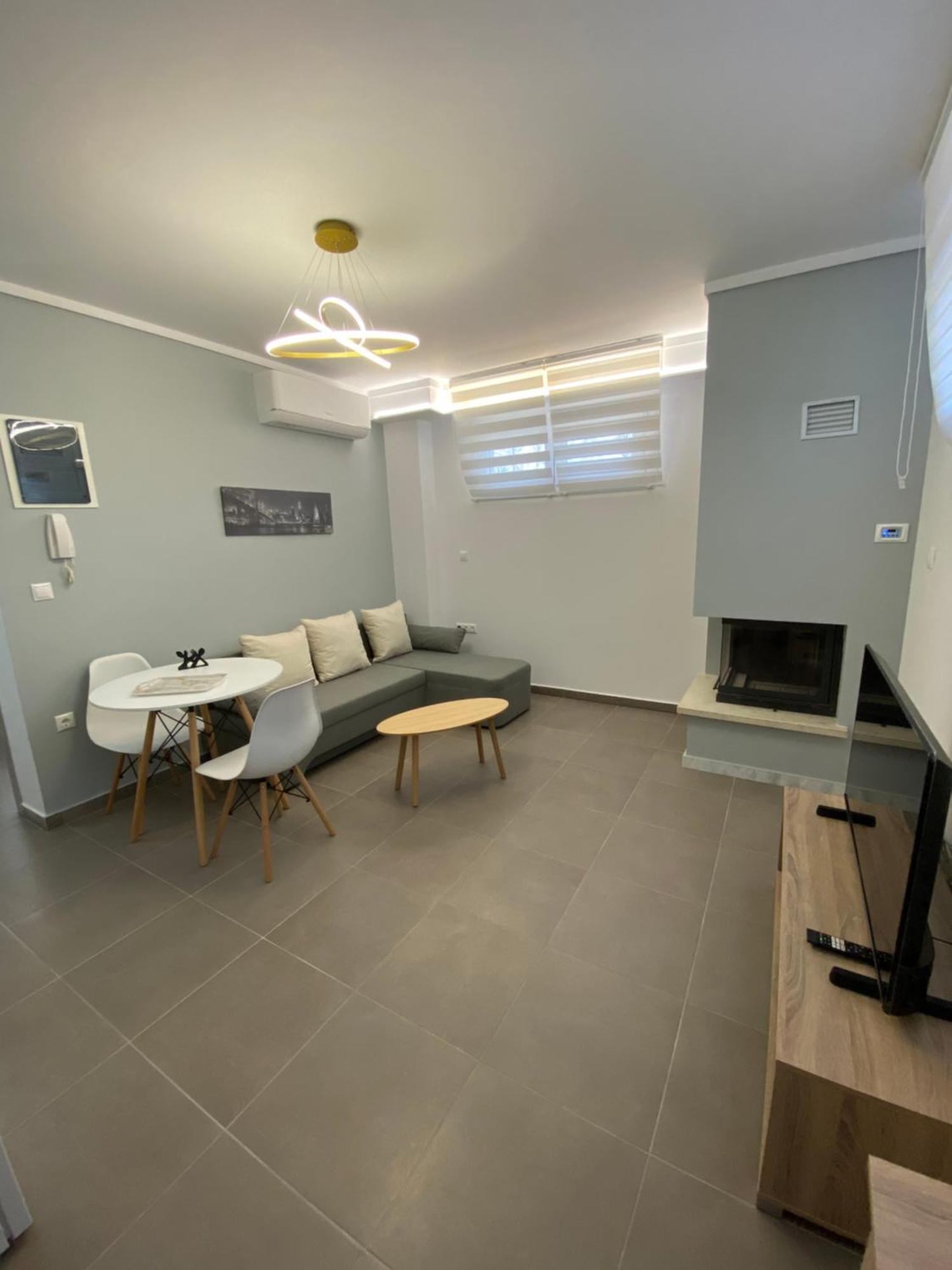 Efi'S Apartment 네아 미카니오나 외부 사진