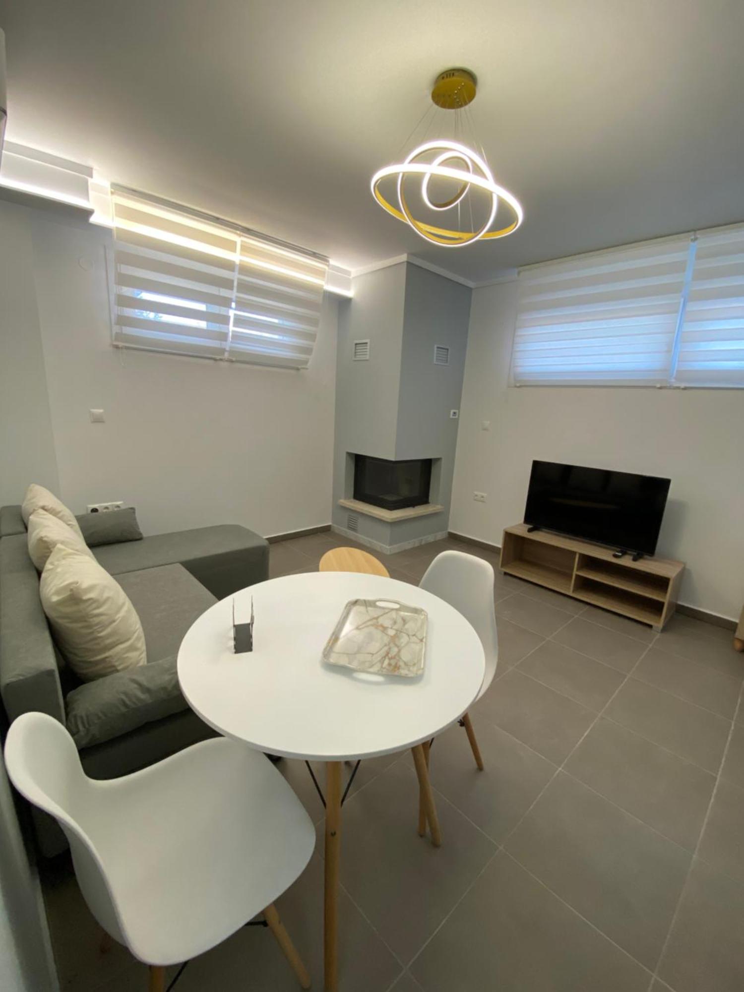 Efi'S Apartment 네아 미카니오나 외부 사진